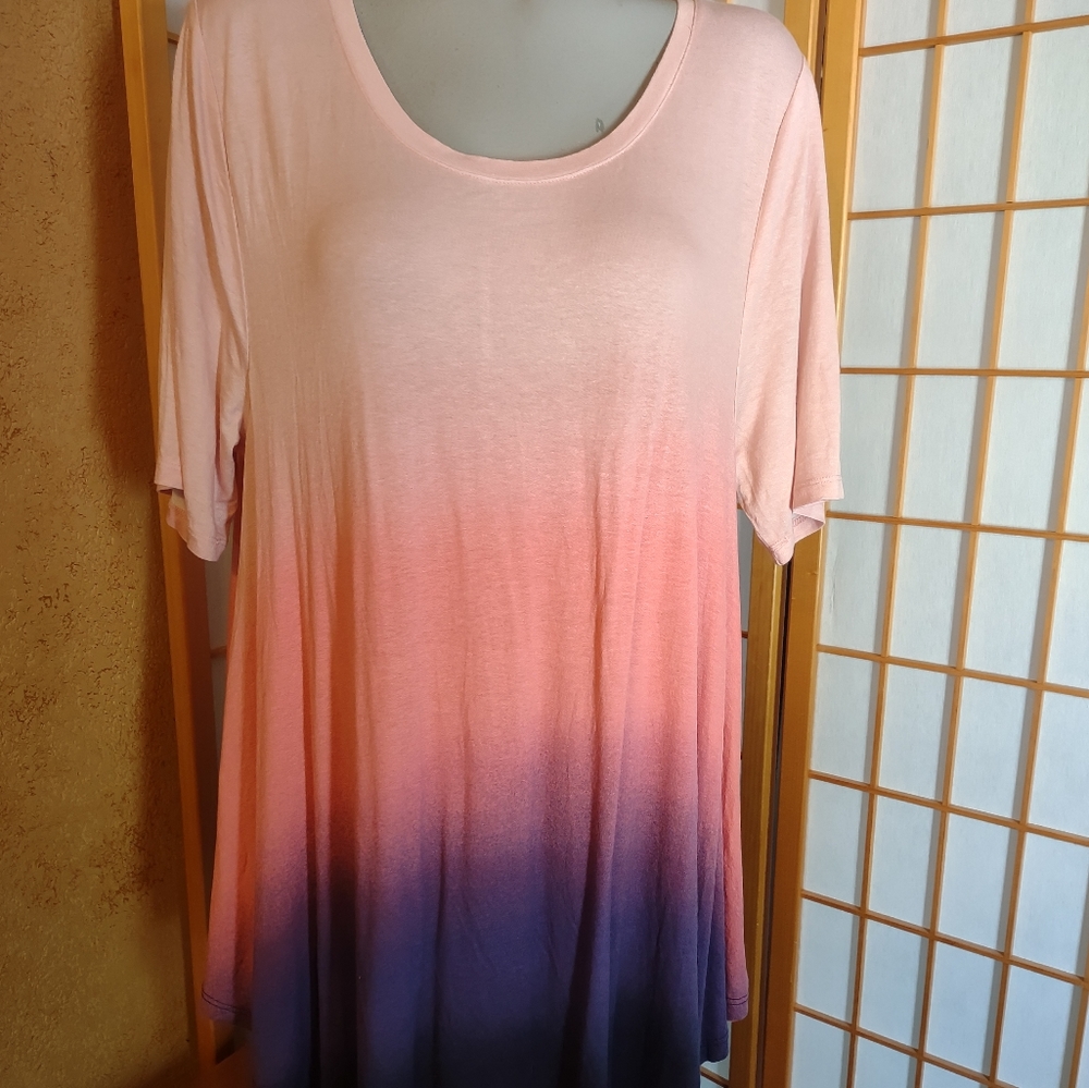 Lane Bryant, NEW, flowy ombre shirt 14/16.